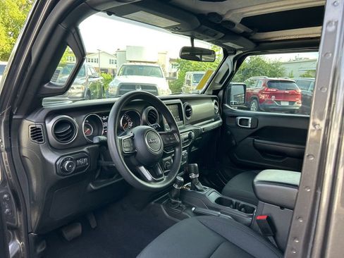 Certified 2022 Jeep Wrangler Unlimited Sport image 37