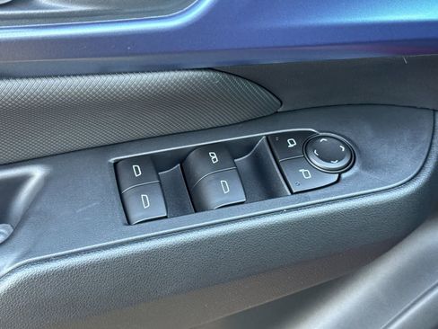 New 2026 Chevrolet Equinox EV LT image 13