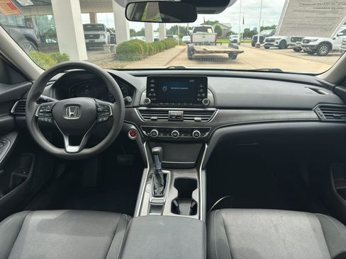 Used 2019 Honda Accord LX image 14