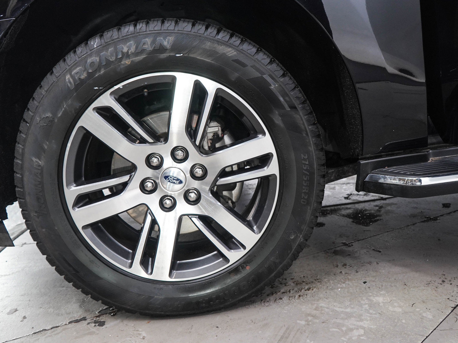 Used 2023 Ford Expedition Max Limited AWD/4WD image 32