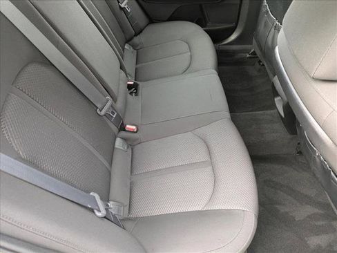 Used 2018 Kia Optima LX image 18