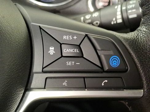 Used 2020 Nissan Rogue SL AWD/4WD image 22