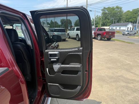 Used 2015 Chevrolet Silverado 1500 LTZ AWD/4WD image 14