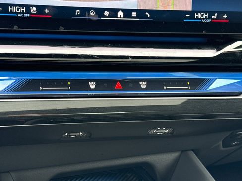 Used 2024 BMW i5 M60 w/ Premium Package image 25