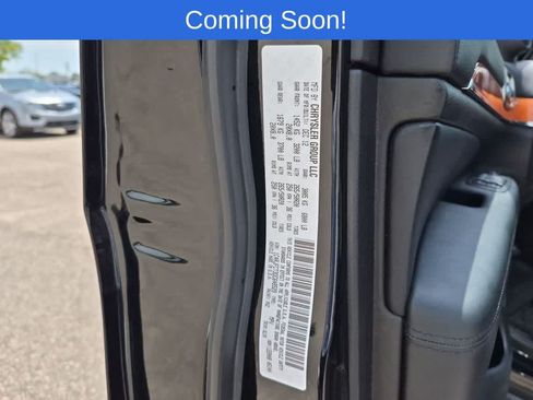 Used 2013 Jeep Grand Cherokee Overland AWD/4WD image 33