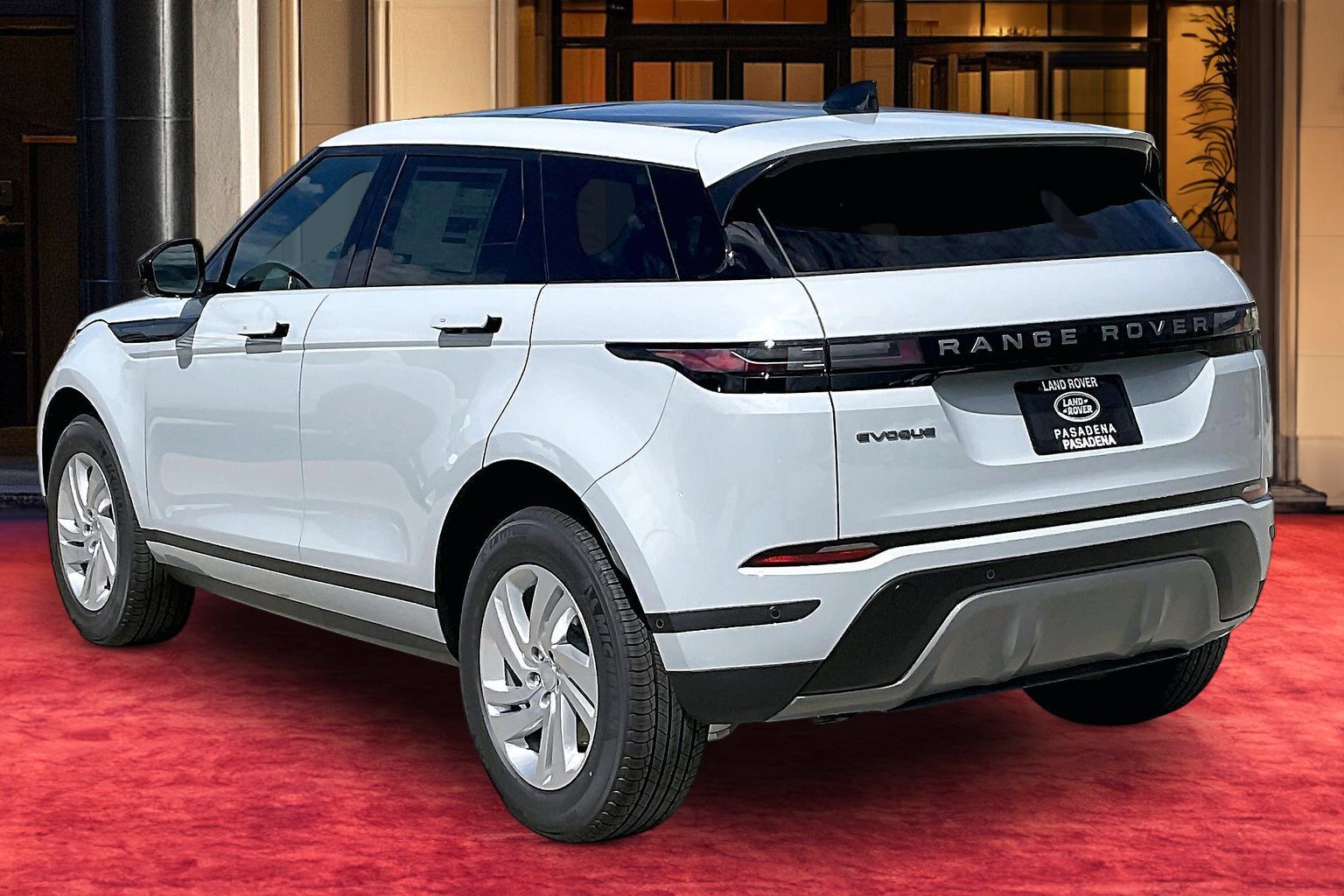 New 2026 Land Rover Range Rover Evoque S AWD/4WD image 4