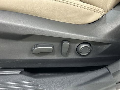 Used 2022 Subaru Legacy Limited XT AWD/4WD image 10