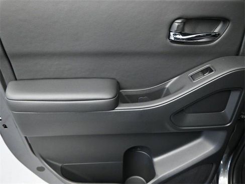 New 2026 Nissan Frontier SV image 27