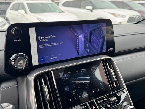 Used 2024 Lexus LX 600 F Sport image 23