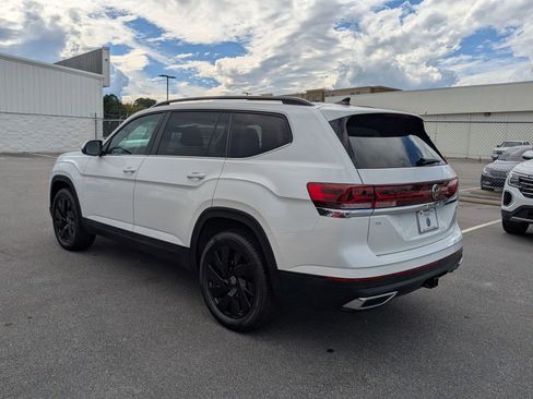 New 2026 Volkswagen Atlas SE image 5