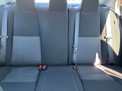 Used 2025 Nissan Sentra SV image 34