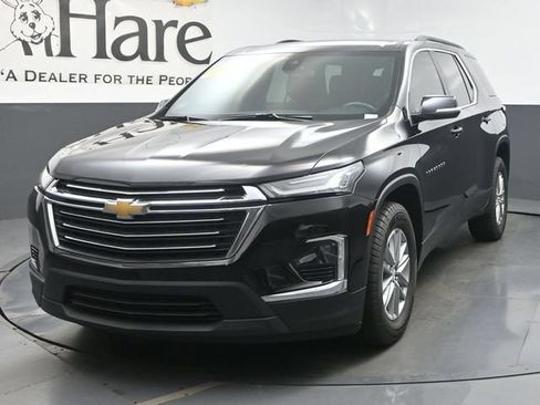 Used 2022 Chevrolet Traverse LT FWD image 7