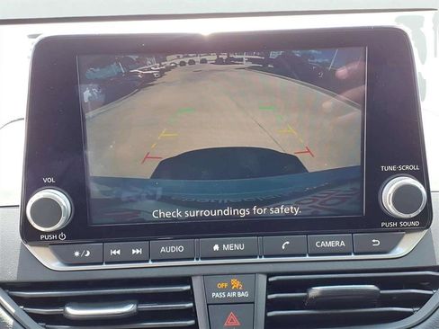 Used 2025 Nissan Altima 2.5 S image 19