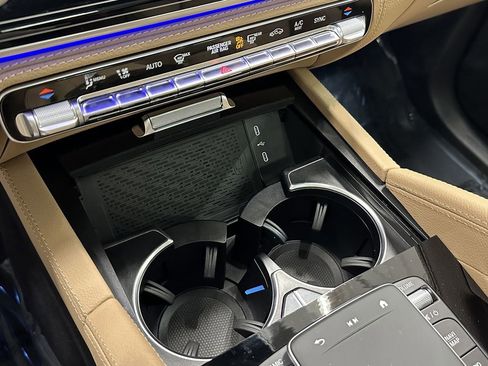 Certified 2024 Mercedes-Benz GLS 450 4MATIC image 32