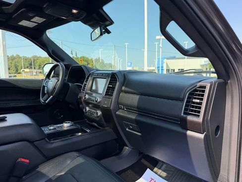 Used 2021 Ford Expedition Max Limited AWD/4WD image 21