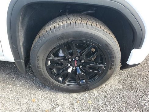 New 2025 GMC Sierra 1500 Pro w/ Graphite Edition image 6