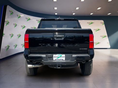 Used 2025 Toyota Tacoma TRD Off-Road image 6