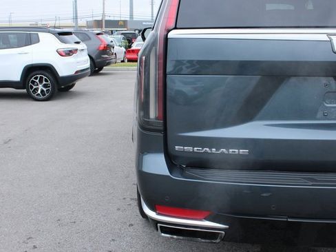 Used 2021 Cadillac Escalade Premium Luxury w/ Driver Assist Tech Package image 48