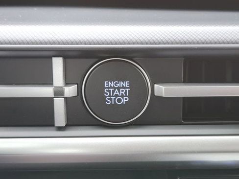 Used 2026 Hyundai Santa Fe SEL image 18