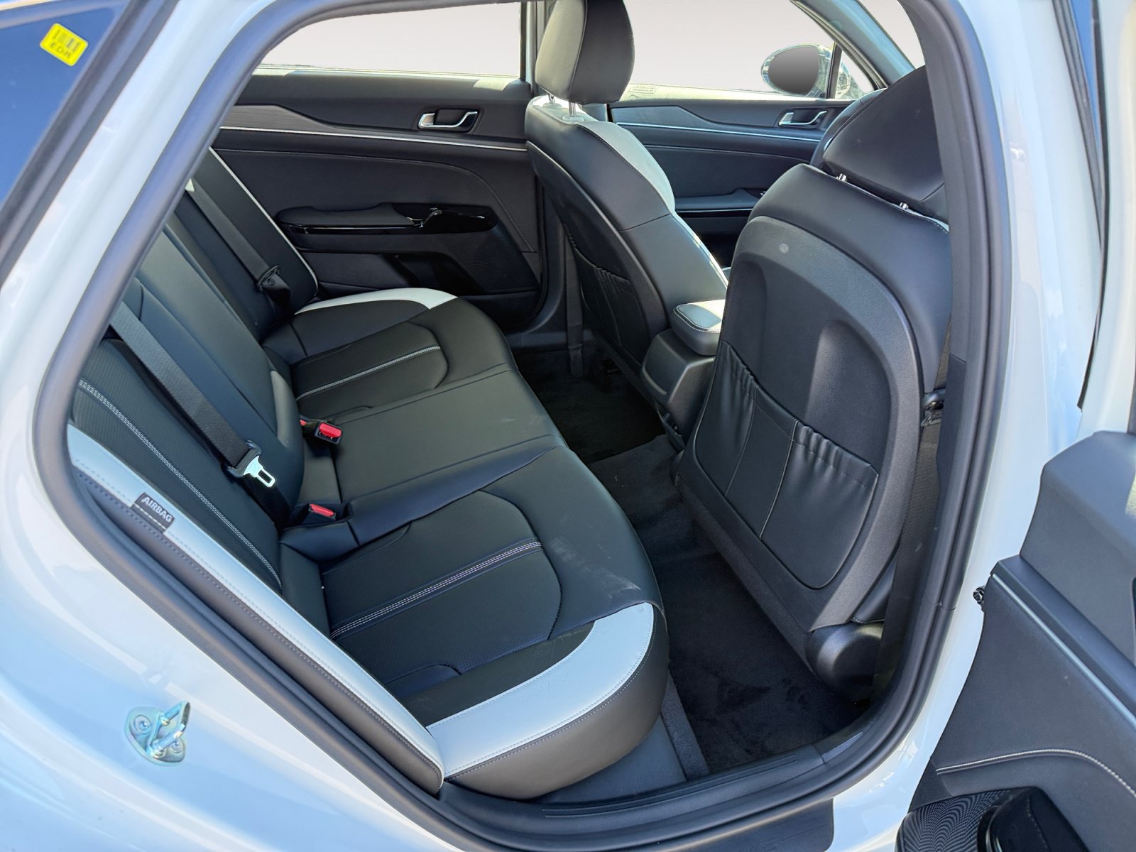New 2027 Kia K5 GT-Line FWD image 18