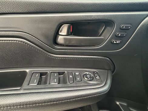 Used 2023 Honda Odyssey Sport image 25