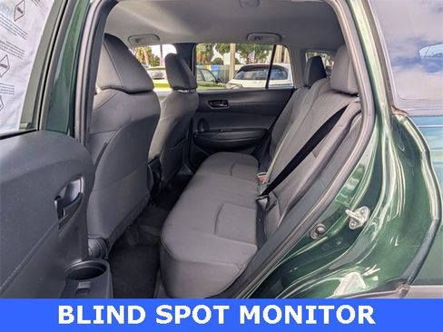 Used 2023 Toyota Corolla Cross LE image 6