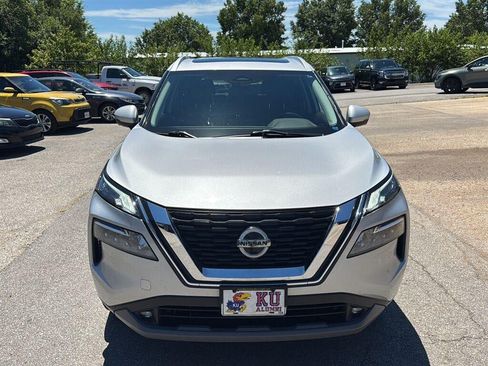 Used 2021 Nissan Rogue SL AWD/4WD image 11