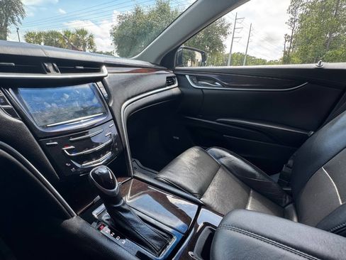 Used 2017 Cadillac XTS Luxury FWD image 17