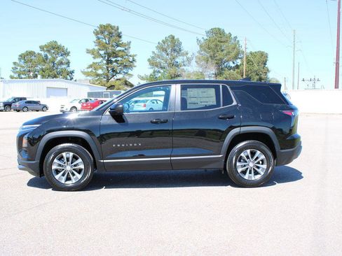 New 2026 Chevrolet Equinox LT w/ Convenience Package II image 3