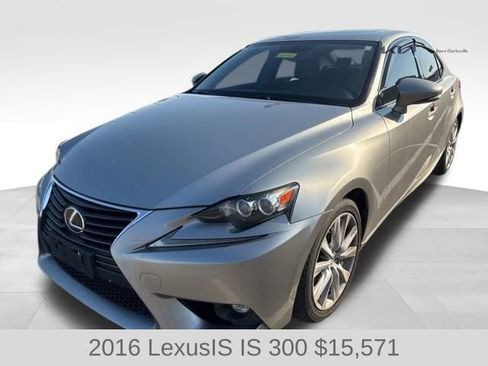 Used 2016 Lexus IS 300 AWD w/ Premium Package image 4