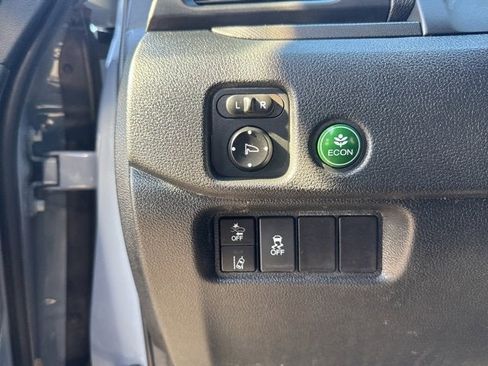 Used 2022 Honda Pilot TrailSport image 19