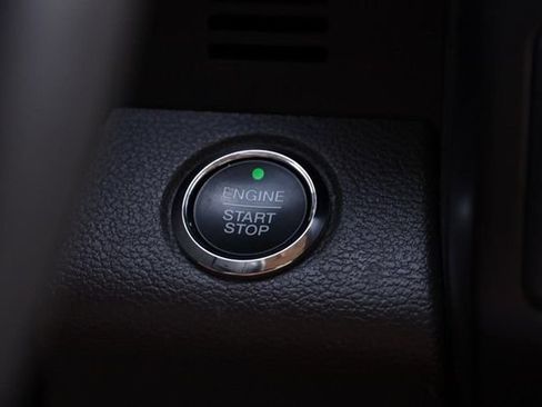Used 2021 Ford Expedition Limited AWD/4WD image 18