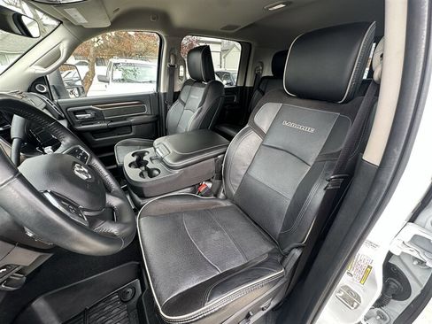 Used 2023 RAM 3500 Laramie AWD/4WD image 53