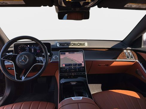 Used 2023 Mercedes-Benz S 500 4MATIC image 16