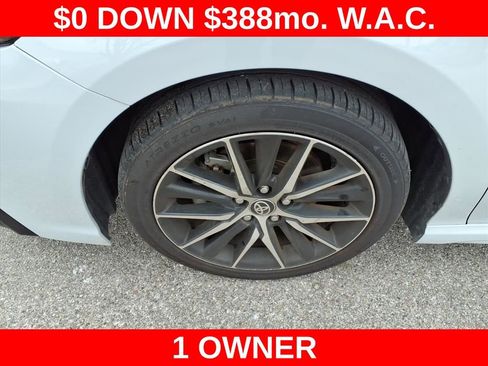Used 2024 Toyota Camry SE image 4