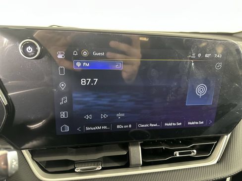 New 2026 Chevrolet Equinox LT w/ Convenience Package II FWD image 14