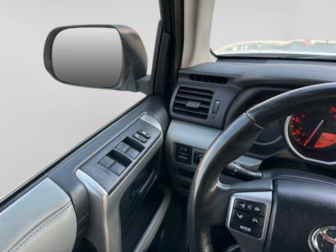 Used 2012 Toyota 4Runner SR5 w/ Premium Pkg AWD/4WD image 53