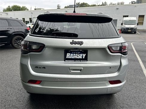 New 2025 Jeep Compass Limited w/ High Altitude Package image 7