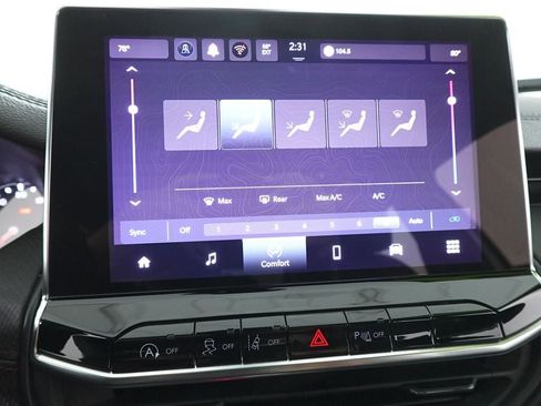 Used 2024 Jeep Compass Trailhawk image 19