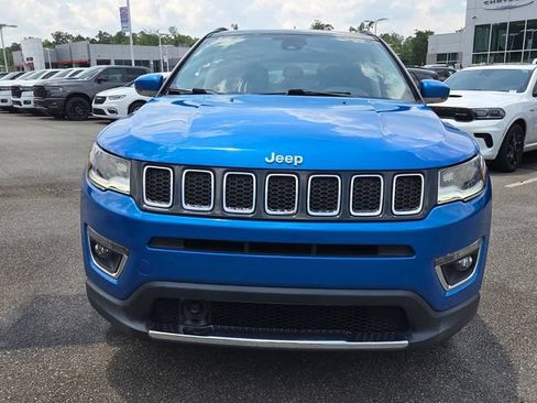 Used 2018 Jeep Compass Limited w/ Navigation Group AWD/4WD image 2