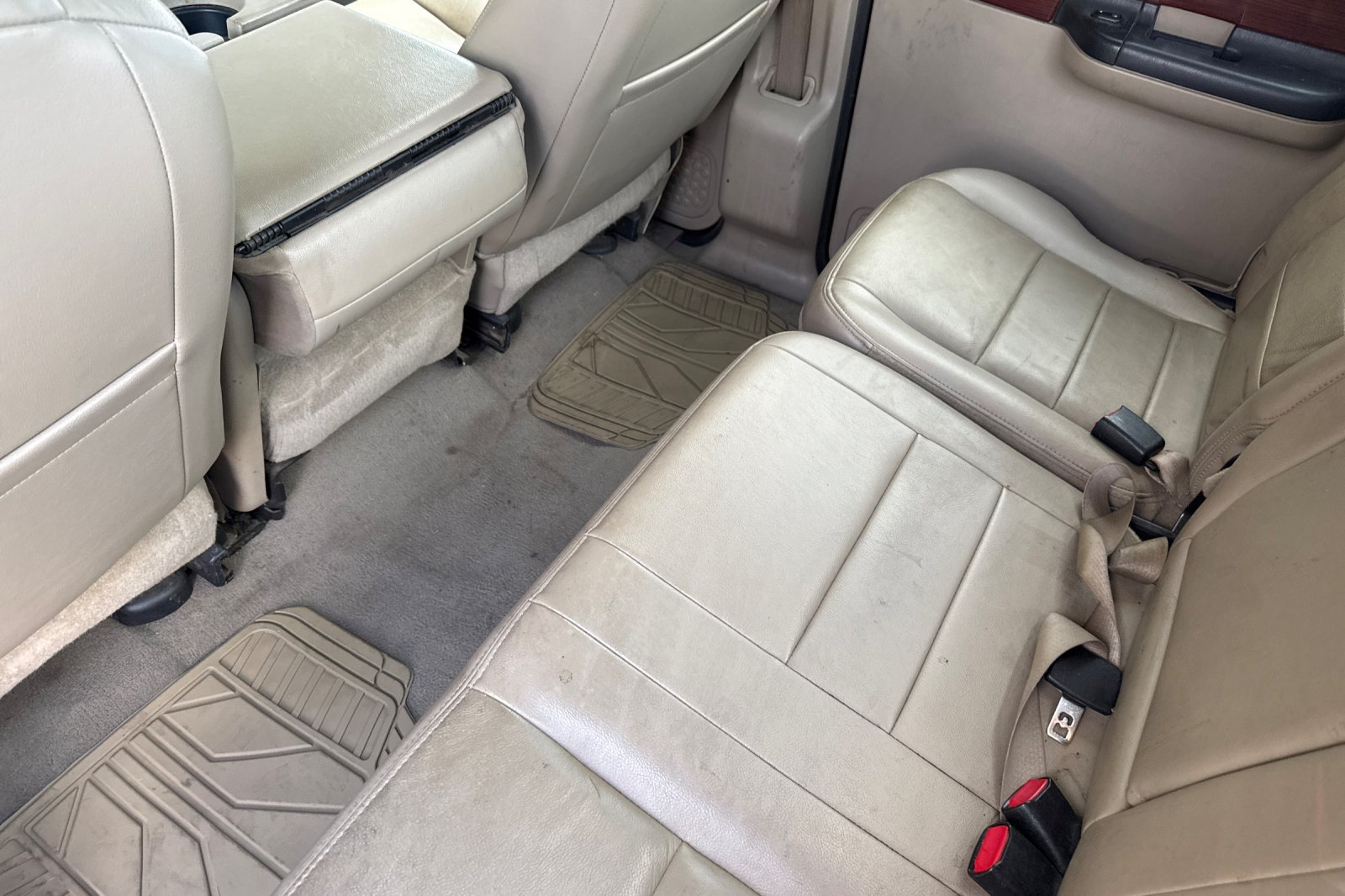 Used 2006 Ford F350 Lariat AWD/4WD image 13