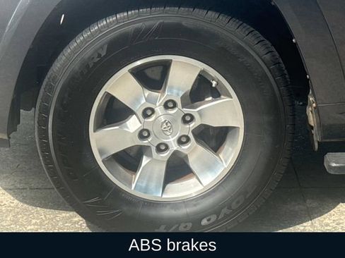 Used 2013 Toyota 4Runner SR5 RWD image 5