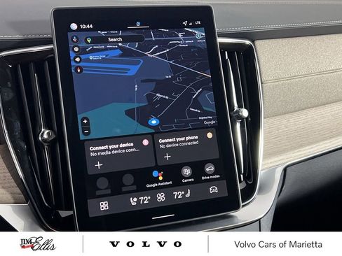 New 2026 Volvo XC90 B5 Plus w/ Protection Package AWD/4WD image 18