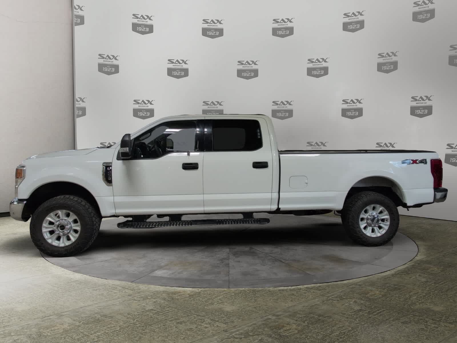 Used 2022 Ford F250 XLT w/ XLT Value Package AWD/4WD image 2