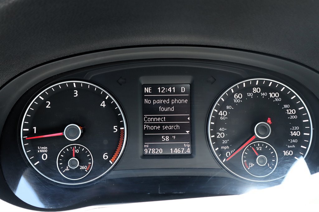 Used 2013 Volkswagen Passat TDI SE FWD image 22