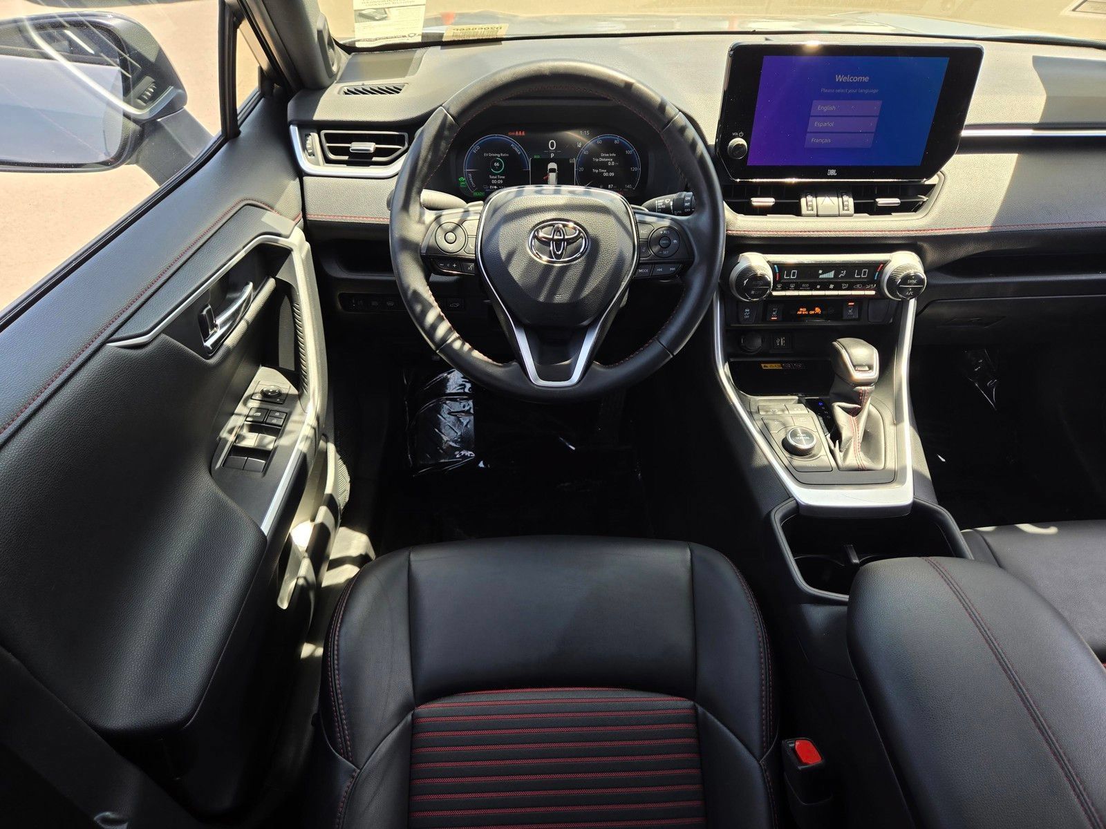 Used 2024 Toyota RAV4 XSE w/ Weather Package AWD/4WD image 17