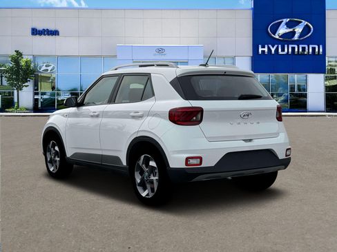 New 2026 Hyundai Venue SEL FWD image 5
