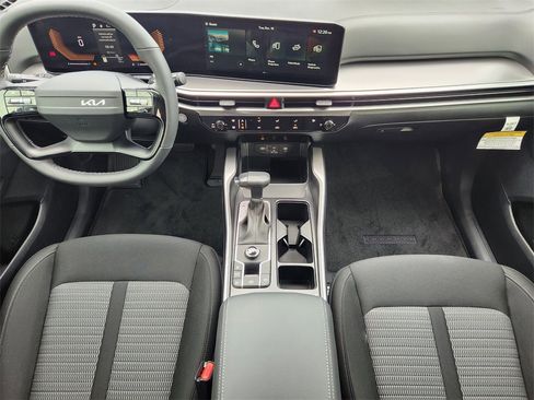 New 2026 Kia Sorento LX image 18