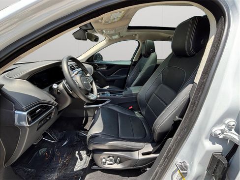 Used 2020 Jaguar F-PACE Checkered Flag AWD/4WD image 2