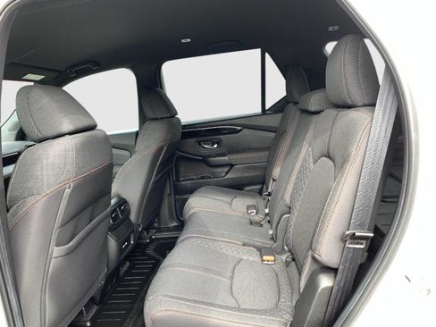 Used 2023 Honda Pilot Sport image 38